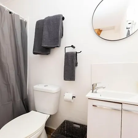 10 With Private Bathroom And Kitchen, Downtown Апартаменты Лиссабон
